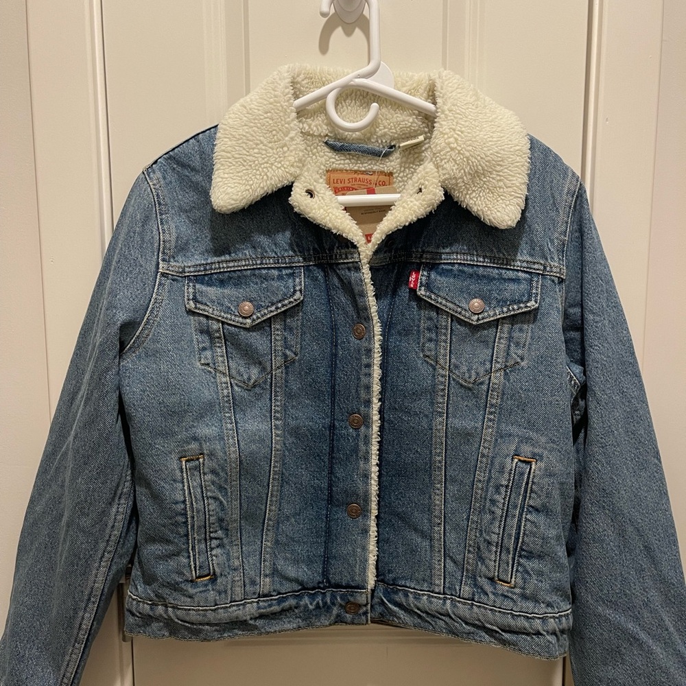 Levi's Denim Jacket with Cream Sherpa Lining